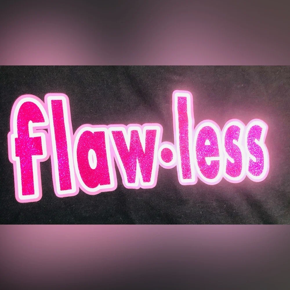 Girl’s sweatshirt Flawless graphic crewneck long sleeves raglan black. 10/12